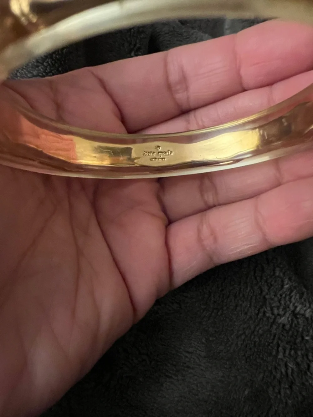 Gold-Tone Women's Round Bangle Bracelet - Classic Stackable Style Kate 🤎 Spade - Picture 4 of 5